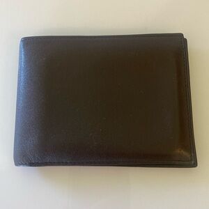 HBC essentials men’s brown leather wallet